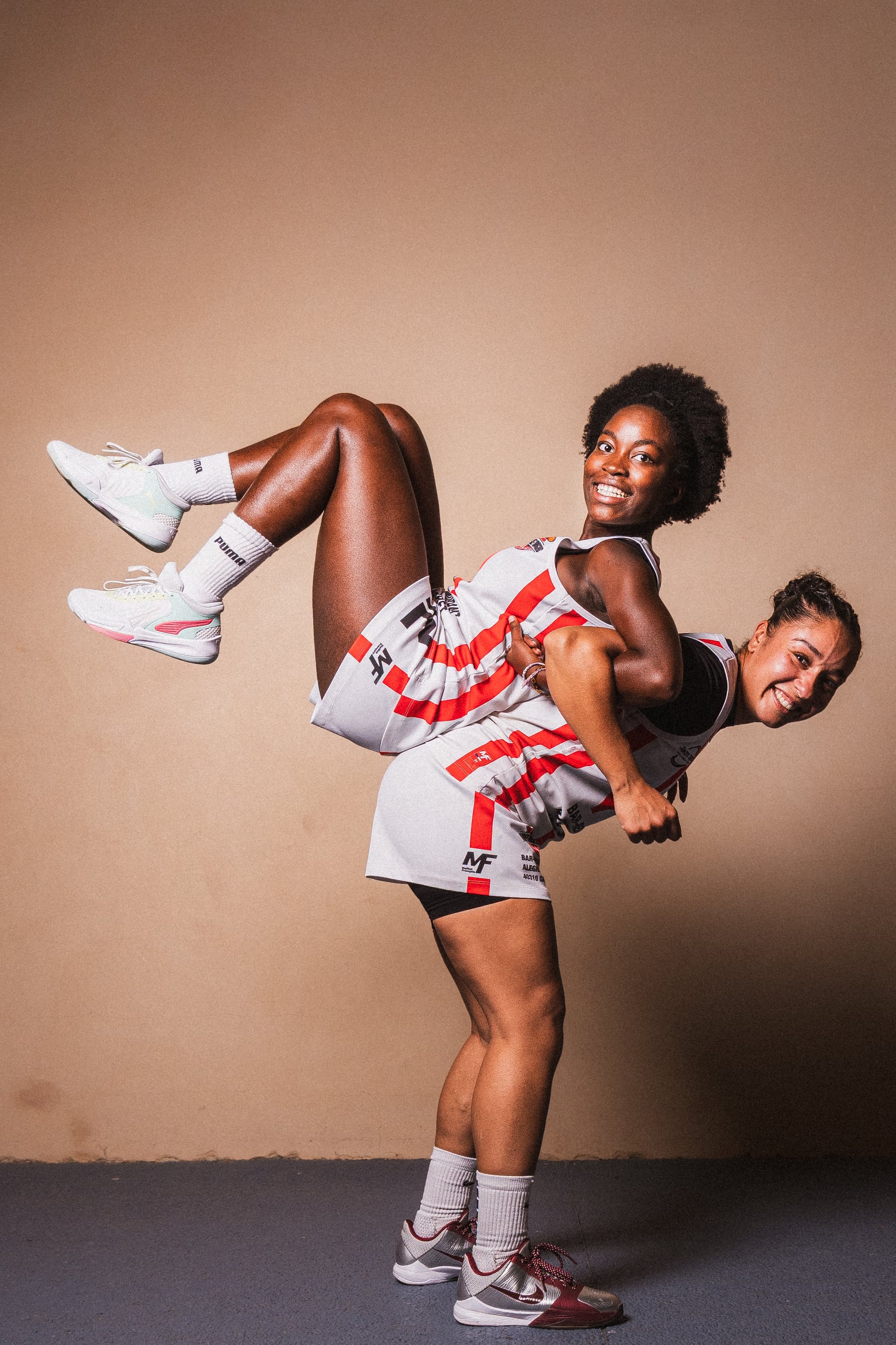 Duo de joueuses de l’Albret Basket Armagnac lors du Media Day